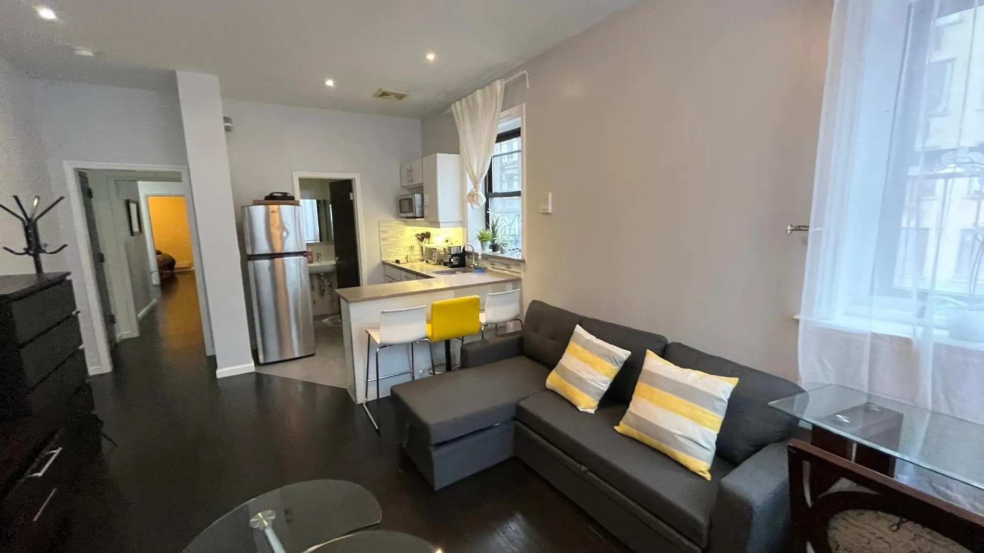 3 Bedroom, Central Location In Manhattan!! New York 0*,  USA