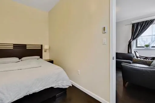 3 Bedroom, Central Location In Manhattan!! New York
